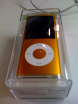 Illustration for article titled The Mystery of iPod Nano Spy Photos